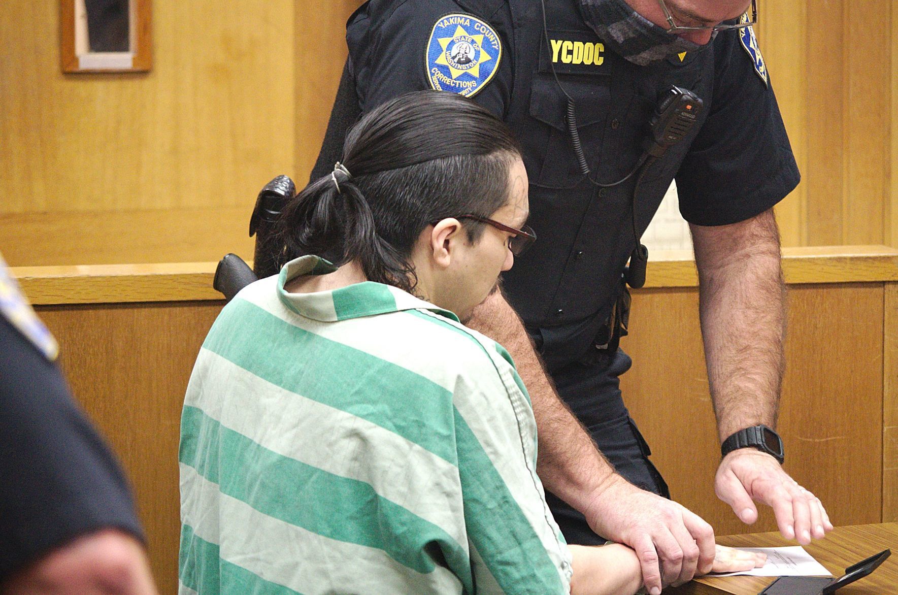 211130-es-news-gangmembersentenced